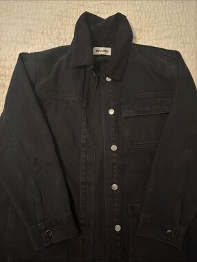 Vigoss Women's Black Button-Front Denim Barn Jacket with Corduroy Collar